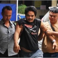 pelaku pencuri spesialis rumah kosong
